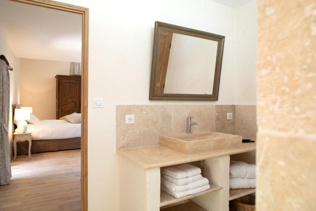 L'Hote Antique - MAISON D'HOTE- 4 Suites avec cuisine - Standard Double Suite