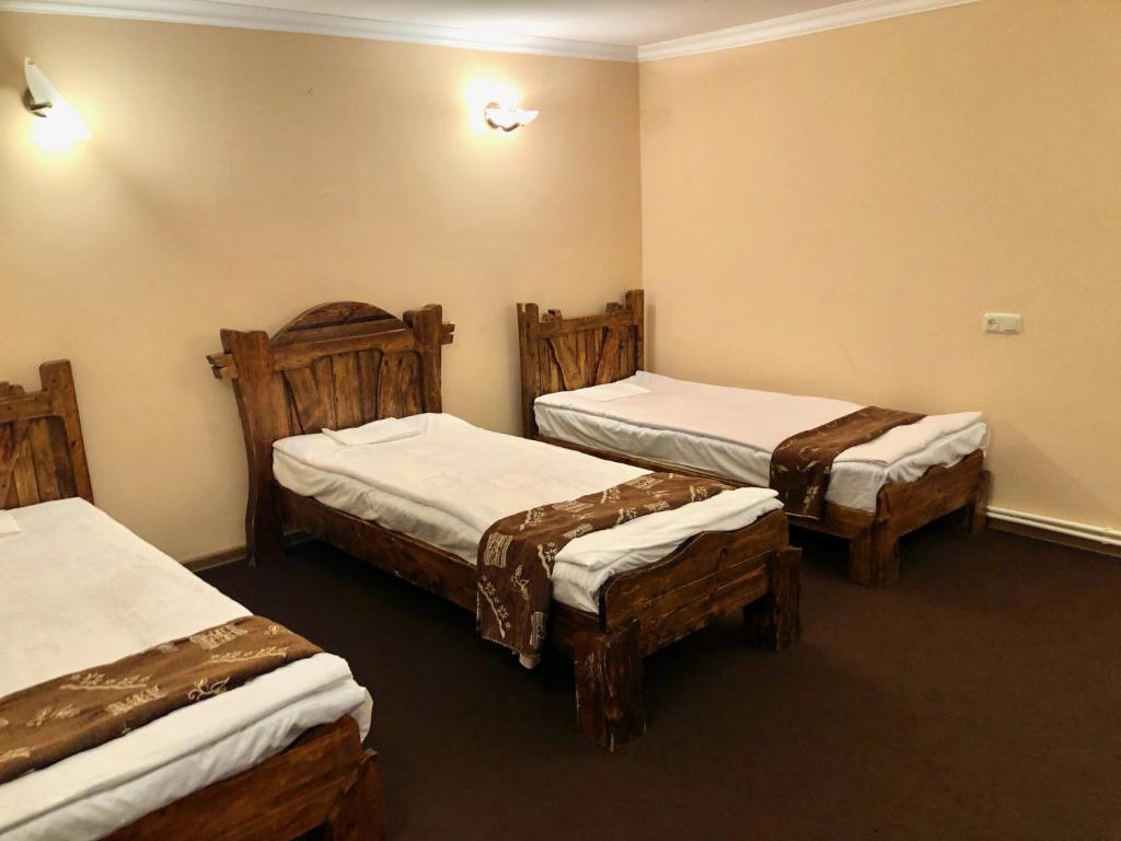 Postel nebo postele na pokoji v ubytování Dil Hill by Sam