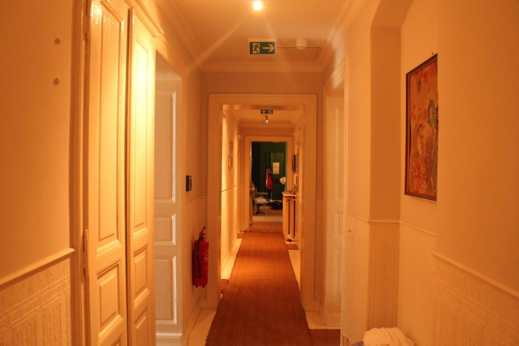 Hotel-Maison Am Olivaer Platz - Resim 15