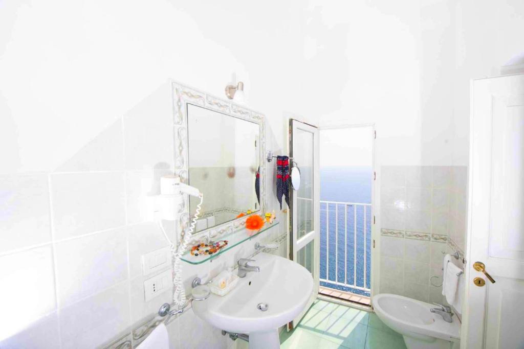 Hotel La Ninfa photo