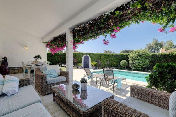 The swimming pool at or close to Casa Sol