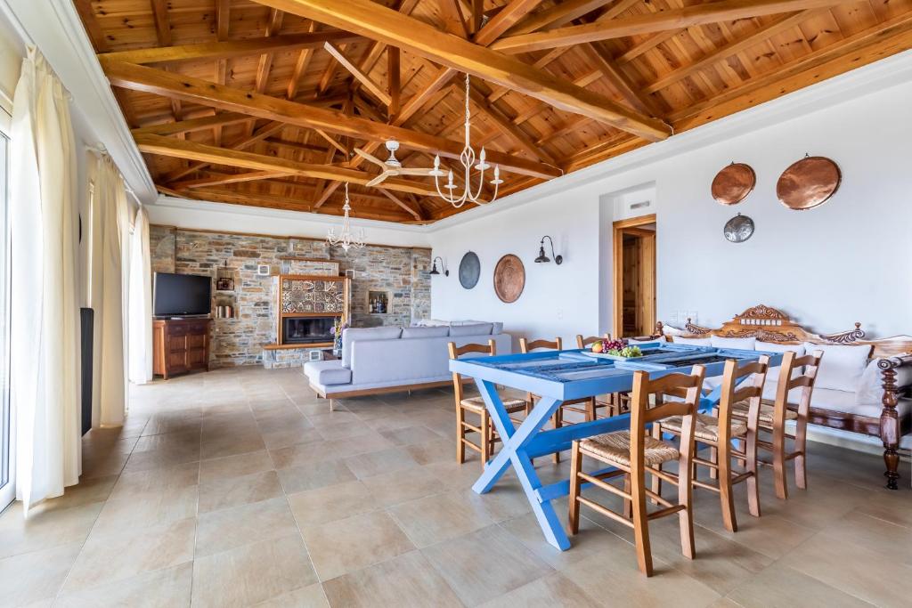 Posezení v ubytování Aegean View Villa