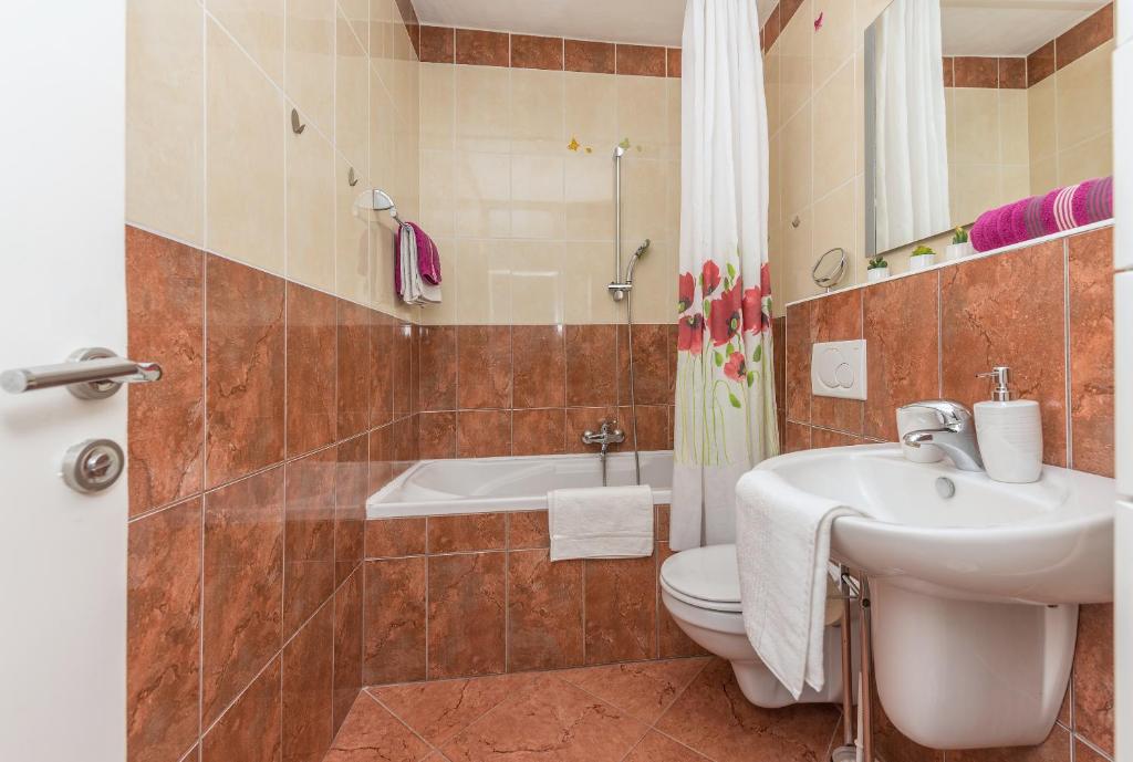 Kúpeľňa v ubytovaní Apartman Centar Glavaš