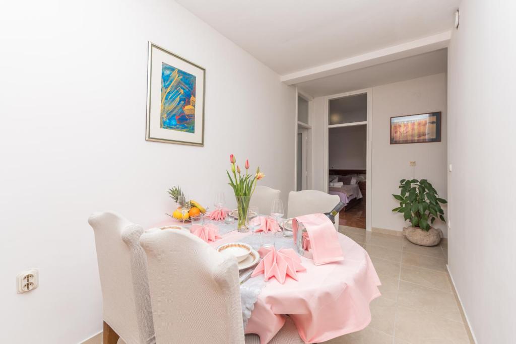 Fotografia z galérie ubytovania Apartman Centar Glavaš v destinácii Makarska