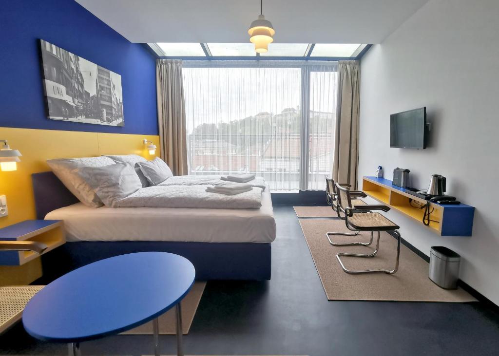 Hotel Avion - National Cultural Monument - ICONIC HOUSES ORG - Resim 6