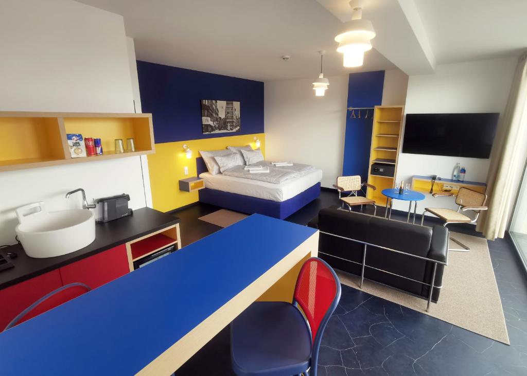 Hotel Avion - National Cultural Monument - ICONIC HOUSES ORG - Resim 32