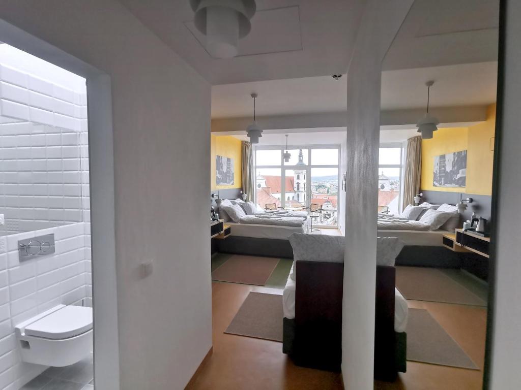 Hotel Avion - National Cultural Monument - ICONIC HOUSES ORG - Resim 7