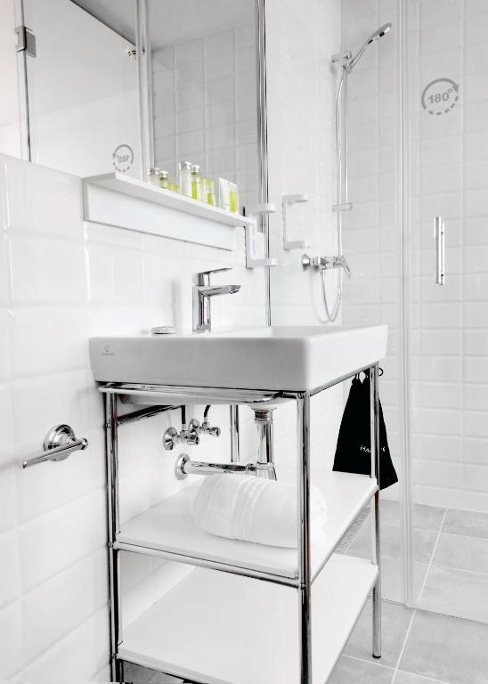 Hotel Avion - National Cultural Monument - ICONIC HOUSES ORG - Resim 36