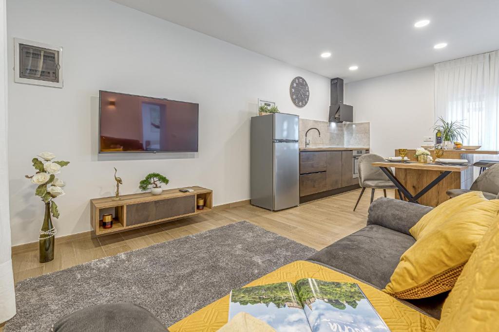 Kuchyňa alebo kuchynka v ubytovaní Apartment Nilda II