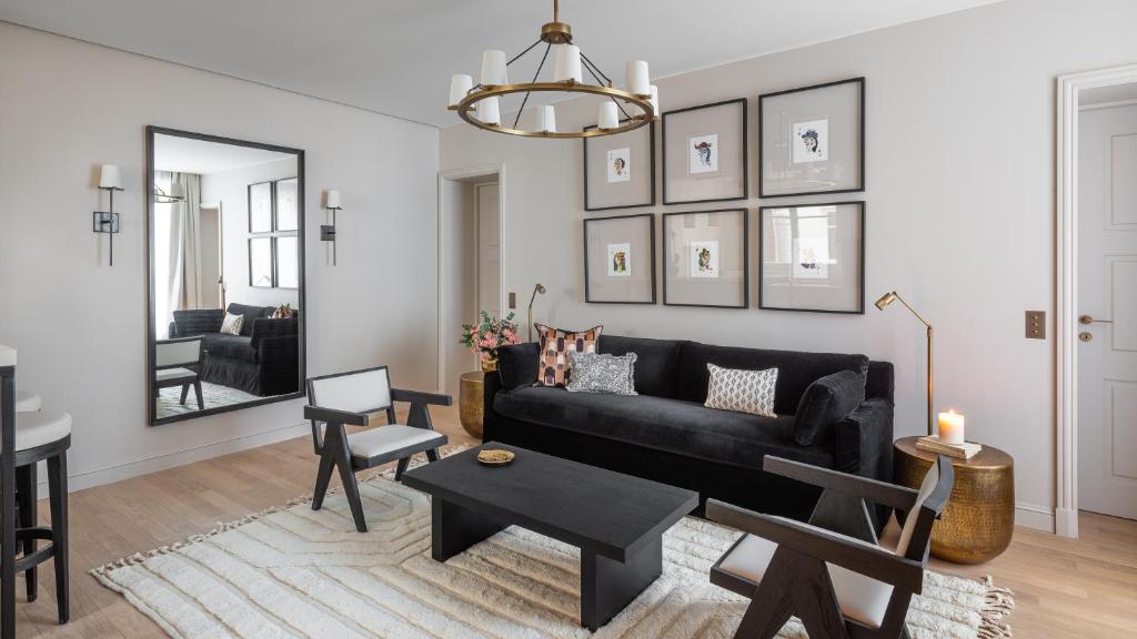 Black Door - Resim 21