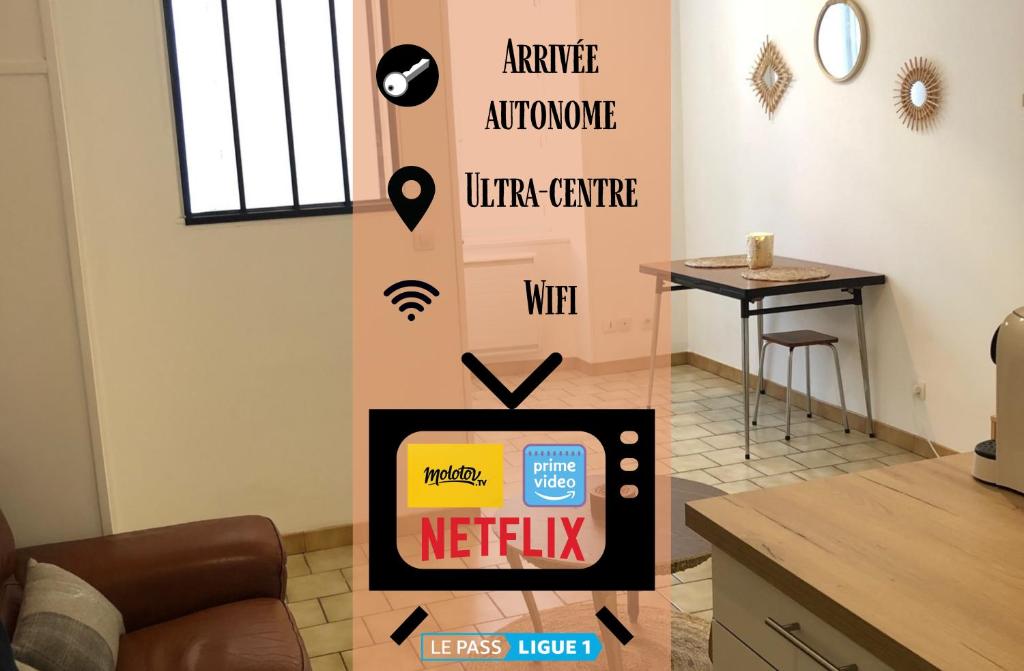 Μια τηλεόραση ή/και κέντρο ψυχαγωγίας στο Joli appartement au coeur de ville