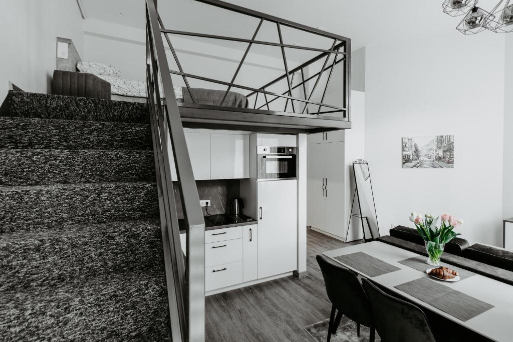 Familia Apartments - Appartamento Con Balcone
