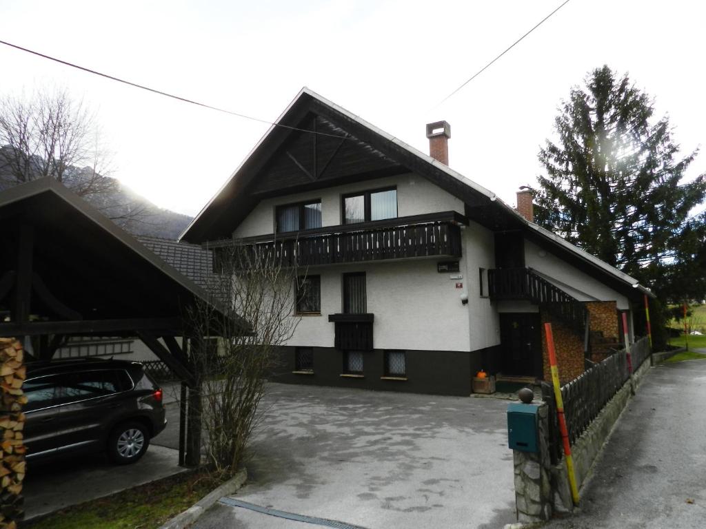 Budova, kde se apartmán nachází