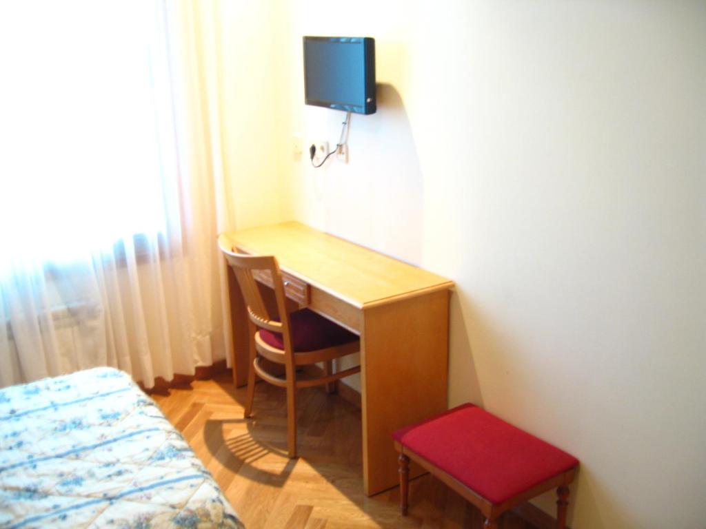 Hotel Cristal 2 - غرفة مفردة