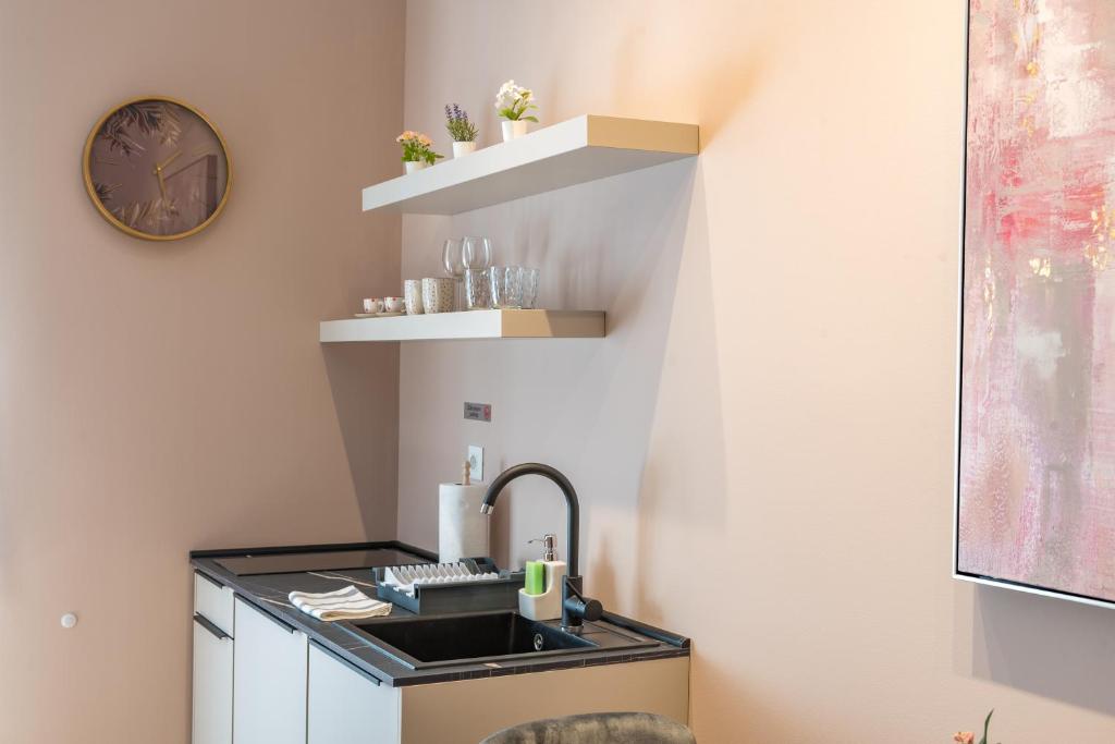 Center De Lux Studios “ Zara “ - 15