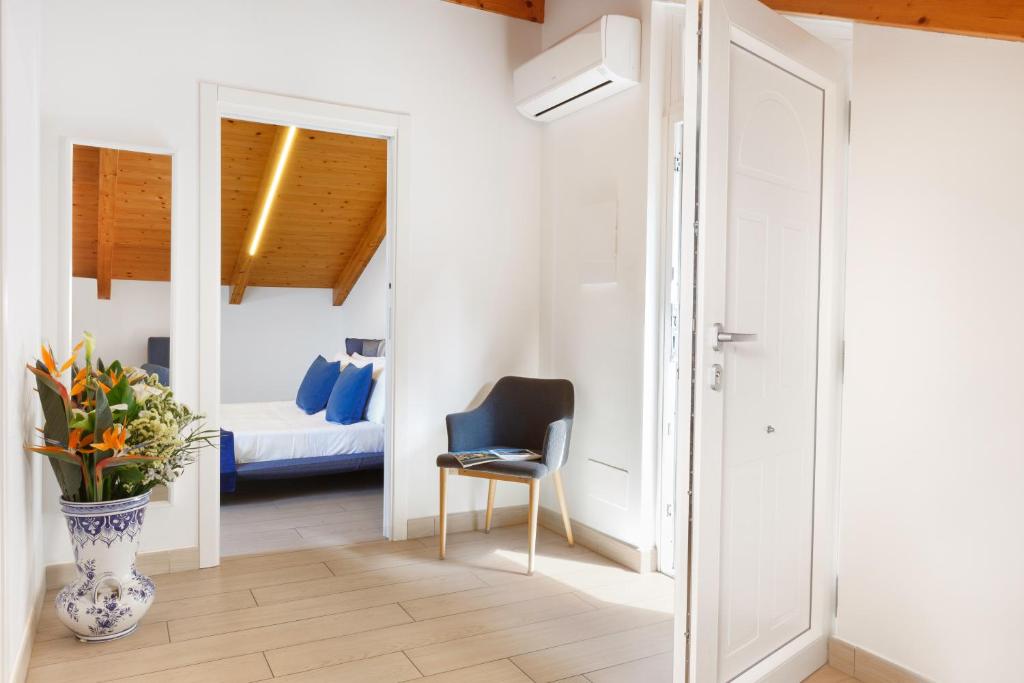 Eterea Charming Suites - 19