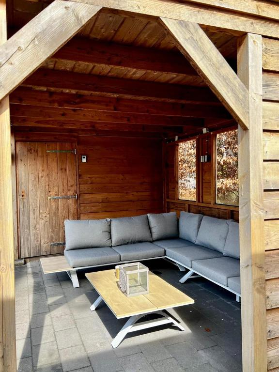 Posezení v ubytování Chalet Bosrand 42 Park Veluwshof 6 p