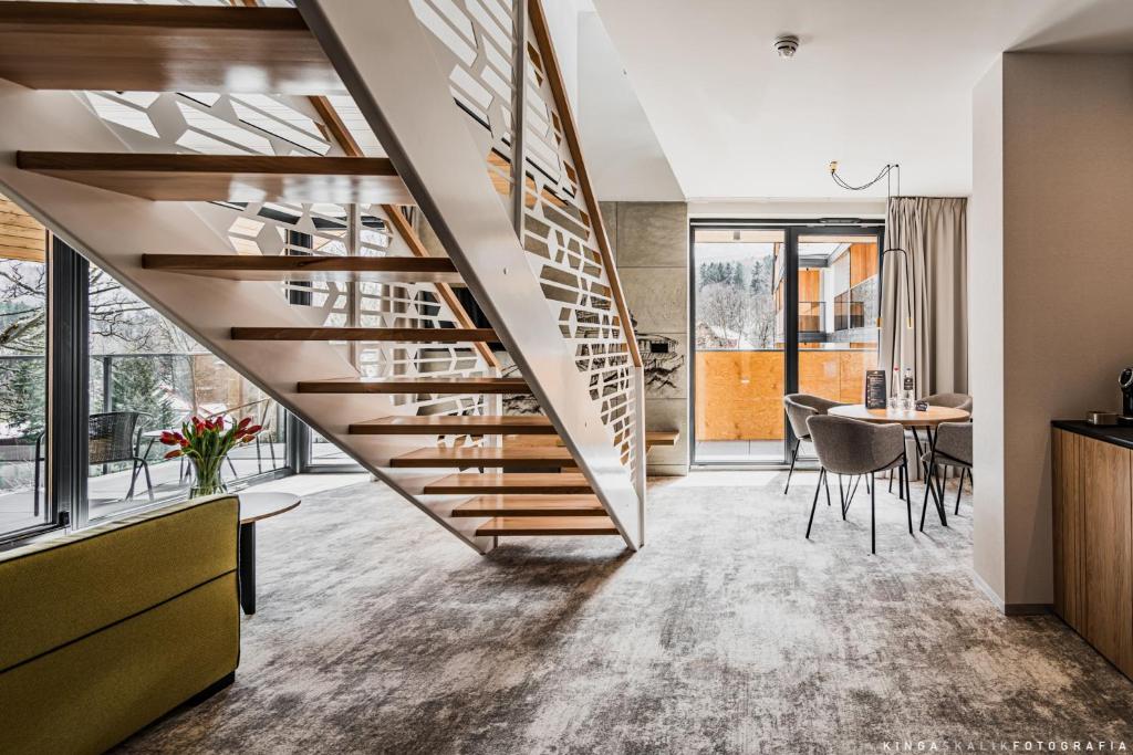 Posezení v ubytování Tremonti Hotel Karpacz