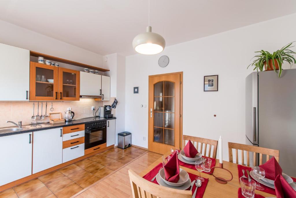 Kuchyň nebo kuchyňský kout v ubytování Apartment CHOPIN