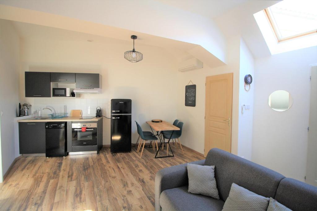 Appart'hôtel La Tour - Apartment