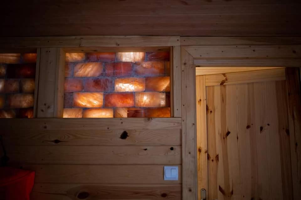 Fotografia z galérie ubytovania Niezwykła Cisza Glamping & Sauna v destinácii Zelwa