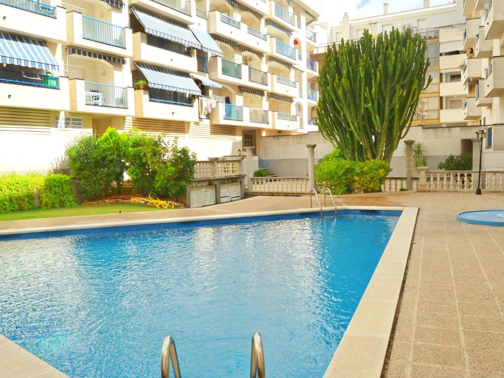 สระว่ายน้ำที่อยู่ใกล้ ๆ หรือใน Apartment Ordre de Malta by Interhome
