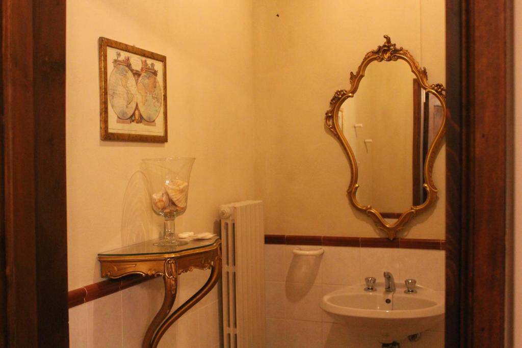 A bathroom at Room and Breakfast Torre