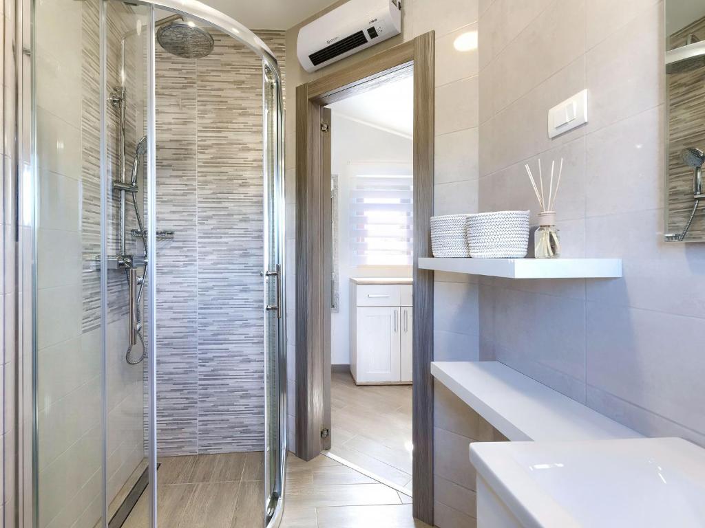 Kúpeľňa v ubytovaní Apartment Joy by Interhome