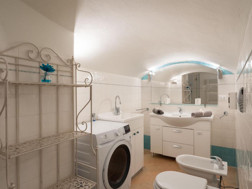 Kúpeľňa v ubytovaní Apartment Al Monastero by Interhome