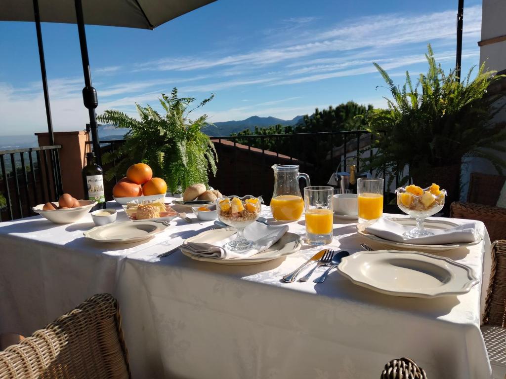 Les Penyetes Boutique Bed and Breakfast, Campell – Updated ...