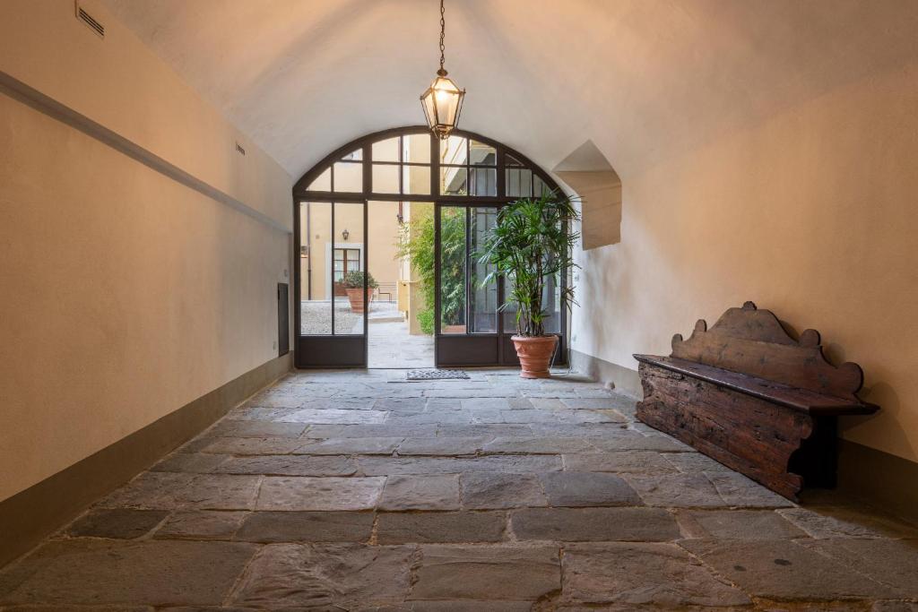 Kép Apartments Florence - Dragomanni Loft with patio szállásáról Firenzében a galériában