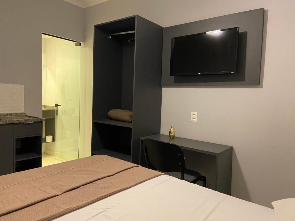 Hotel Smart - One-Bedroom Suite