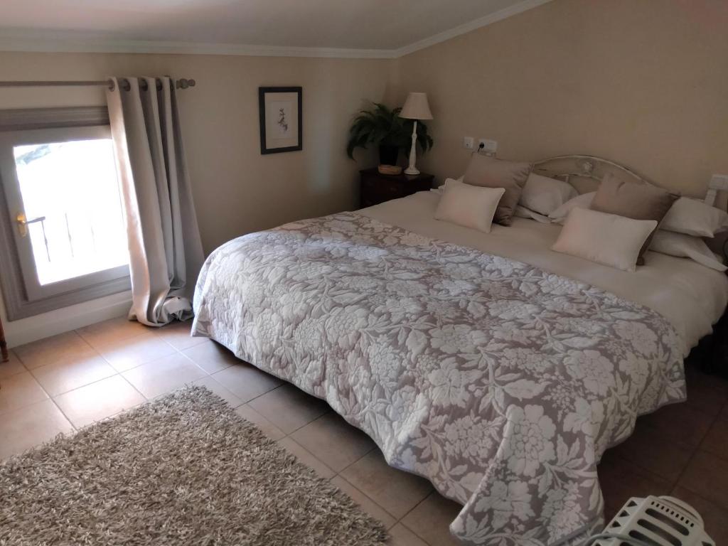 Les Penyetes Boutique Bed and Breakfast, Campell – Updated ...