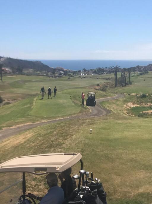 Golf v apartmánu nebo okolí