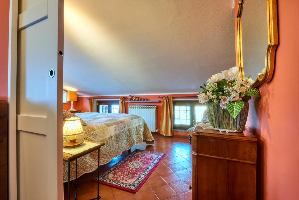 Posteľ alebo postele v izbe v ubytovaní B&B - FORESTERIA - Frontelago Lake Como