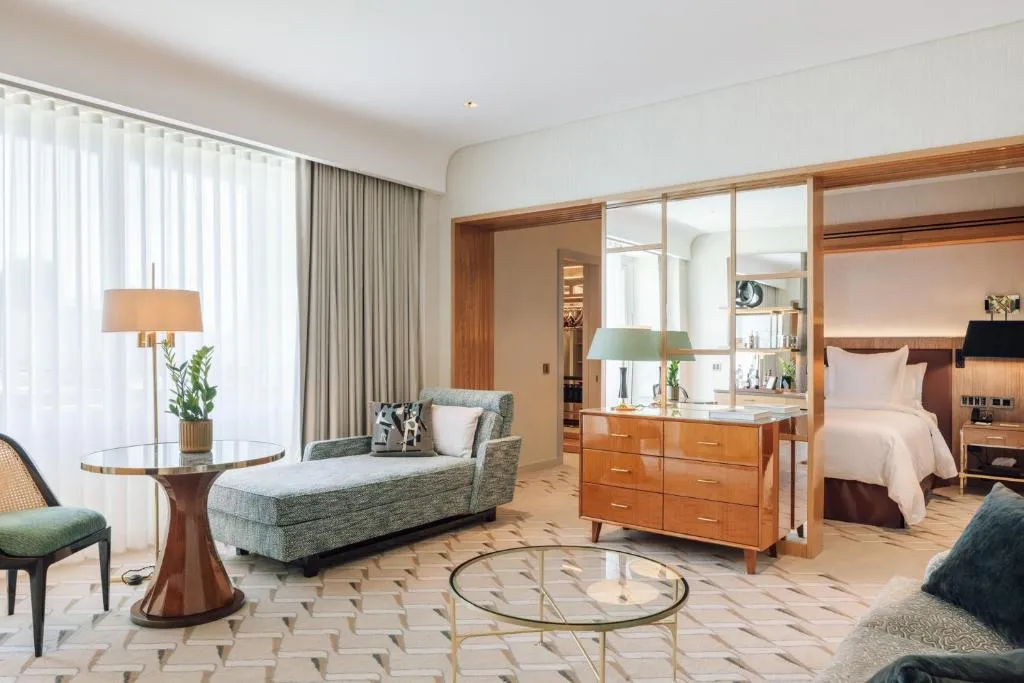 Studio Suite king bed