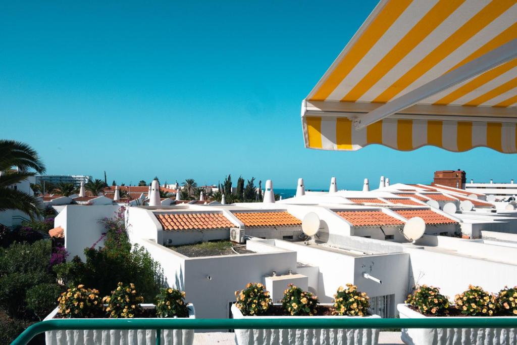 Las Carabelas 8, next to the Sea and all Amenities, Adeje ...