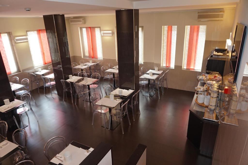 Restaurace v ubytování Hotel Mariano