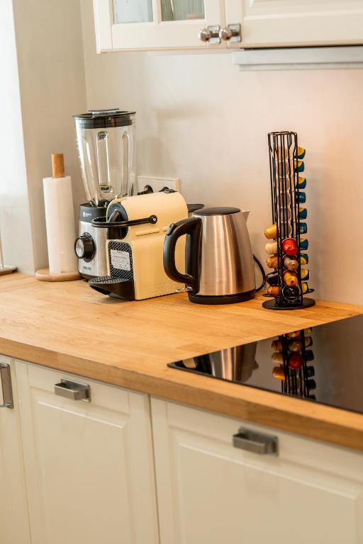 A kitchen or kitchenette at Apartamento en Guadalmina con vistas al Golf
