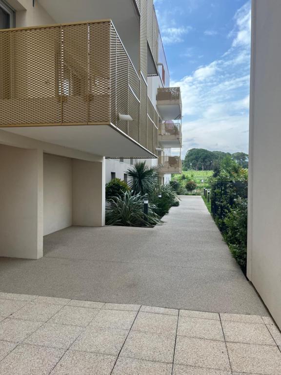 Résidence neuve le K 10 mn gare, parking , tram - 12