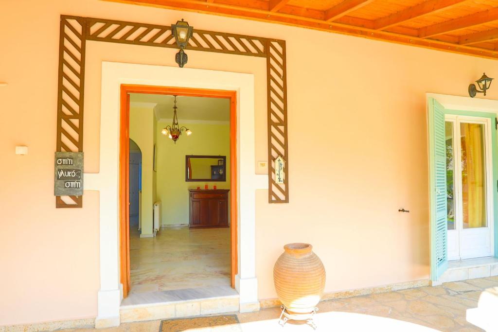 Fotografie z fotogalerie ubytování Villa Eftihia v destinaci Nýmfai