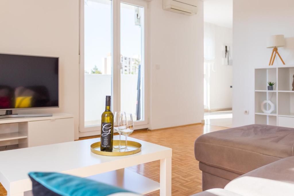 TV a/nebo společenská místnost v ubytování Apartment Starfish Pula