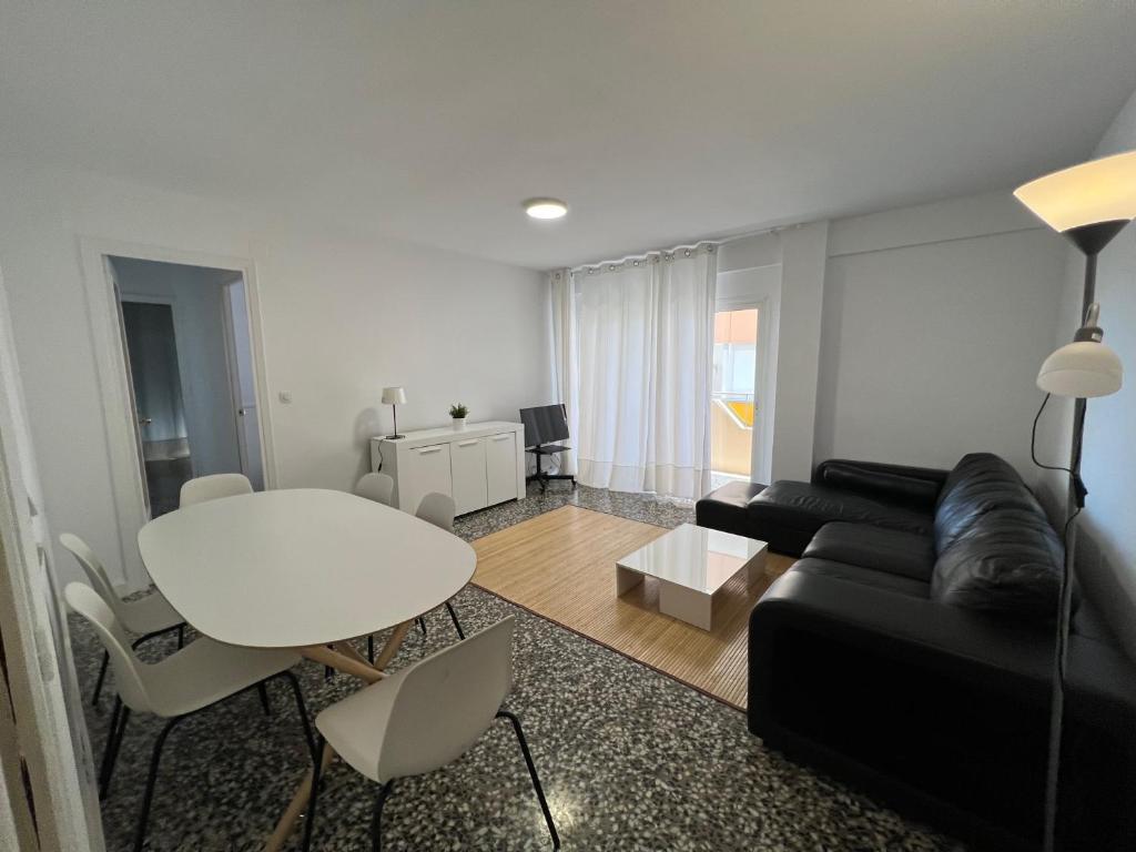 Posedenie v ubytovaní COSTA DAURADA APARTAMENTS - Molins II