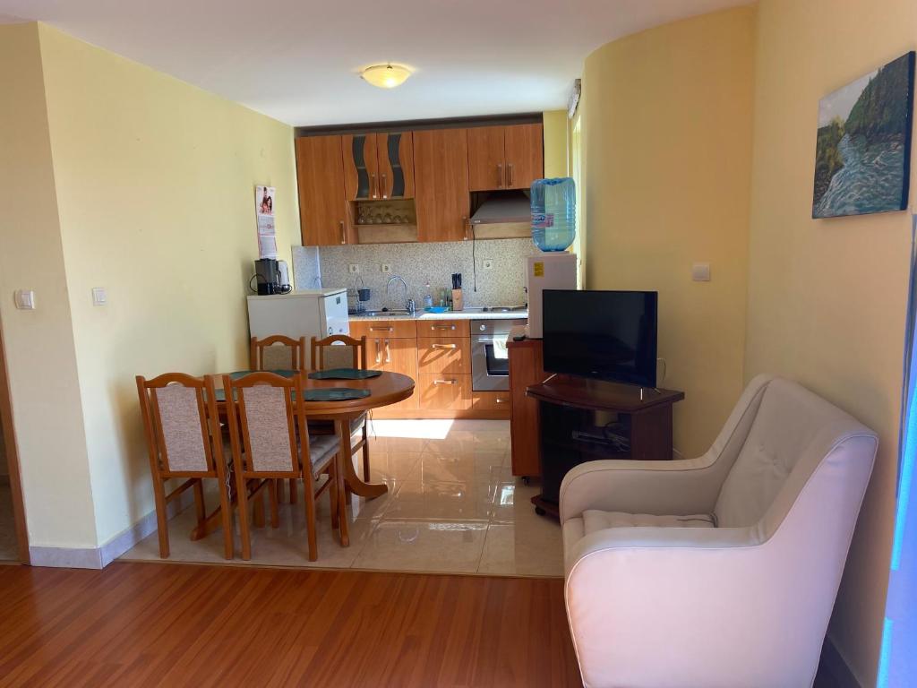 Compas Apartament