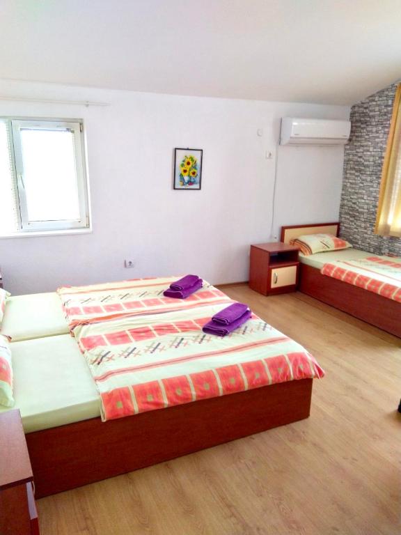 Standard Triple Room with Sea View