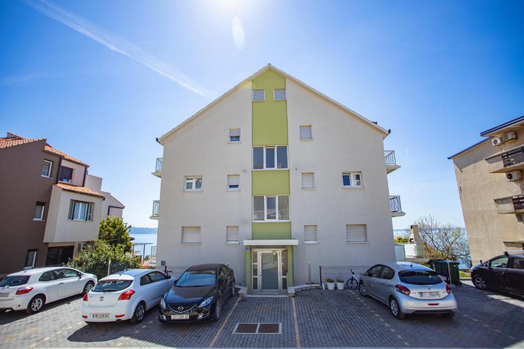 Budova, v ktorej sa apartmán nachádza