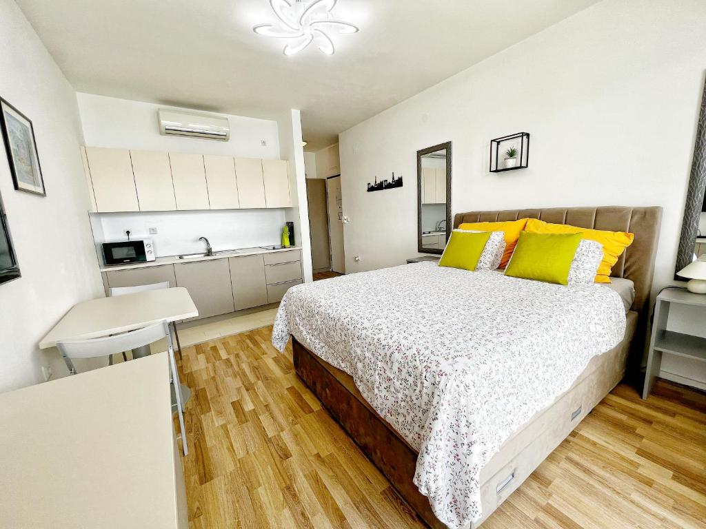 Kuchyň nebo kuchyňský kout v ubytování Studio Apartma PAG BLUE OCEAN 1 with sea view