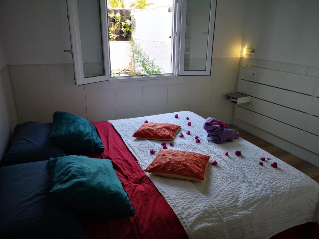 Posteľ alebo postele v izbe v ubytovaní Yumbo room