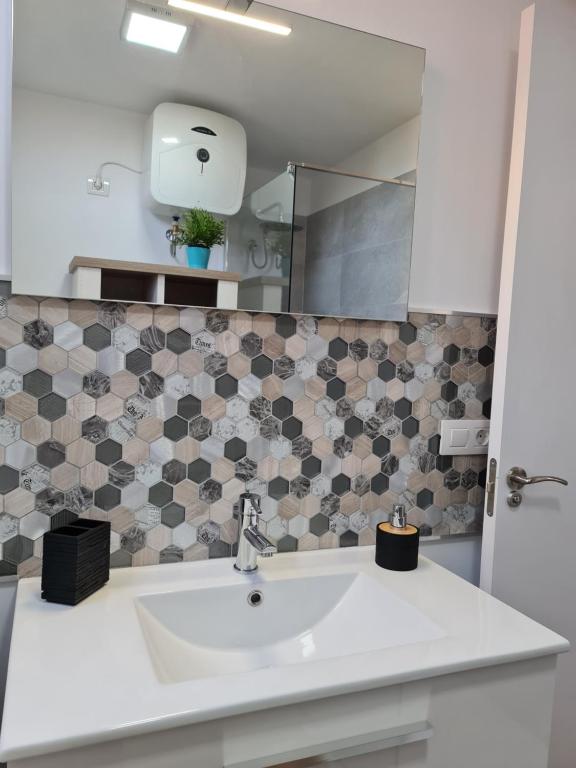 Kúpeľňa v ubytovaní Yumboflat Two Bedroom Apartment