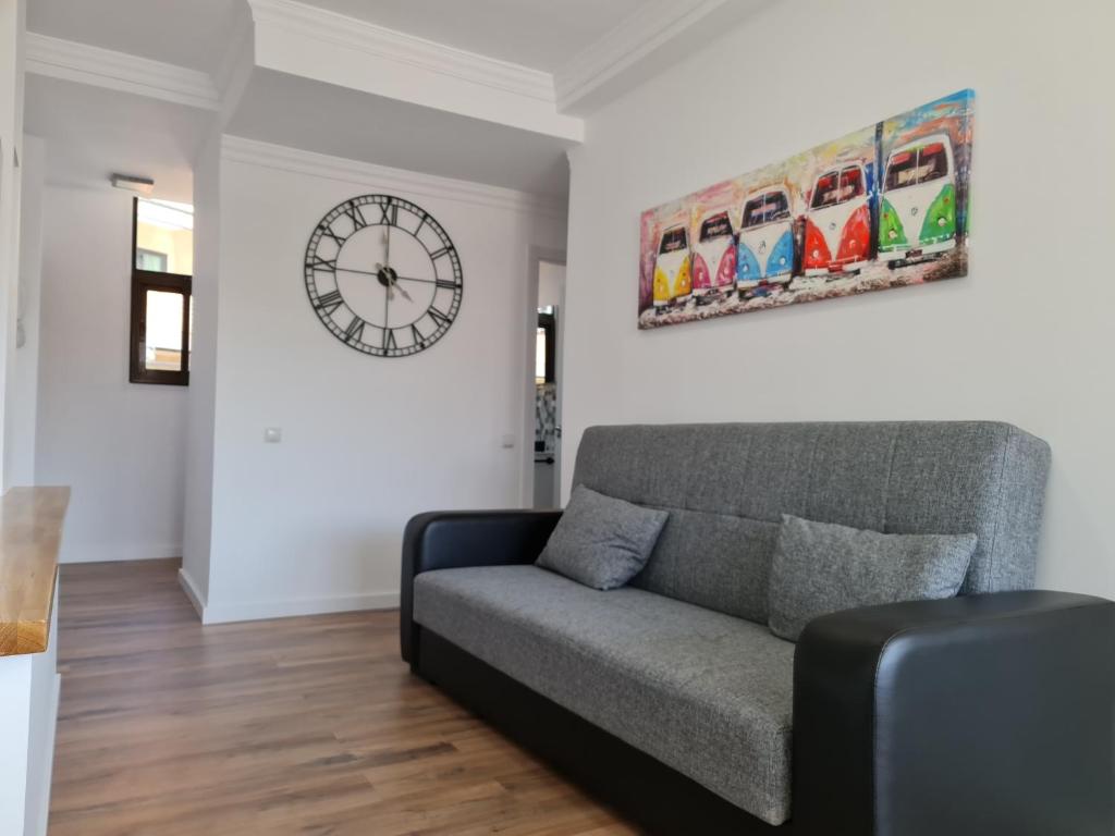 Posedenie v ubytovaní Yumboflat Two Bedroom Apartment